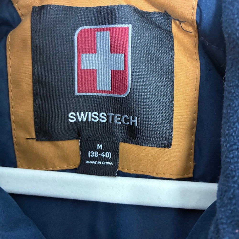 SWISS TECH Two Tone Hooded Winter Jacket Men's Medium Snow Outdoors Gorpcore‎ - Picture 4 of 7